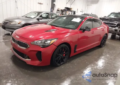 2023 Kia Stinger Gt2 z USA, uszkodzony, nr VIN KNAE55LC9P6125464